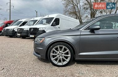 Седан Audi A3 2015 в Ровно