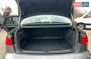 Седан Audi A3 2015 в Ровно