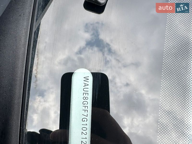 Седан Audi A3 2015 в Ровно