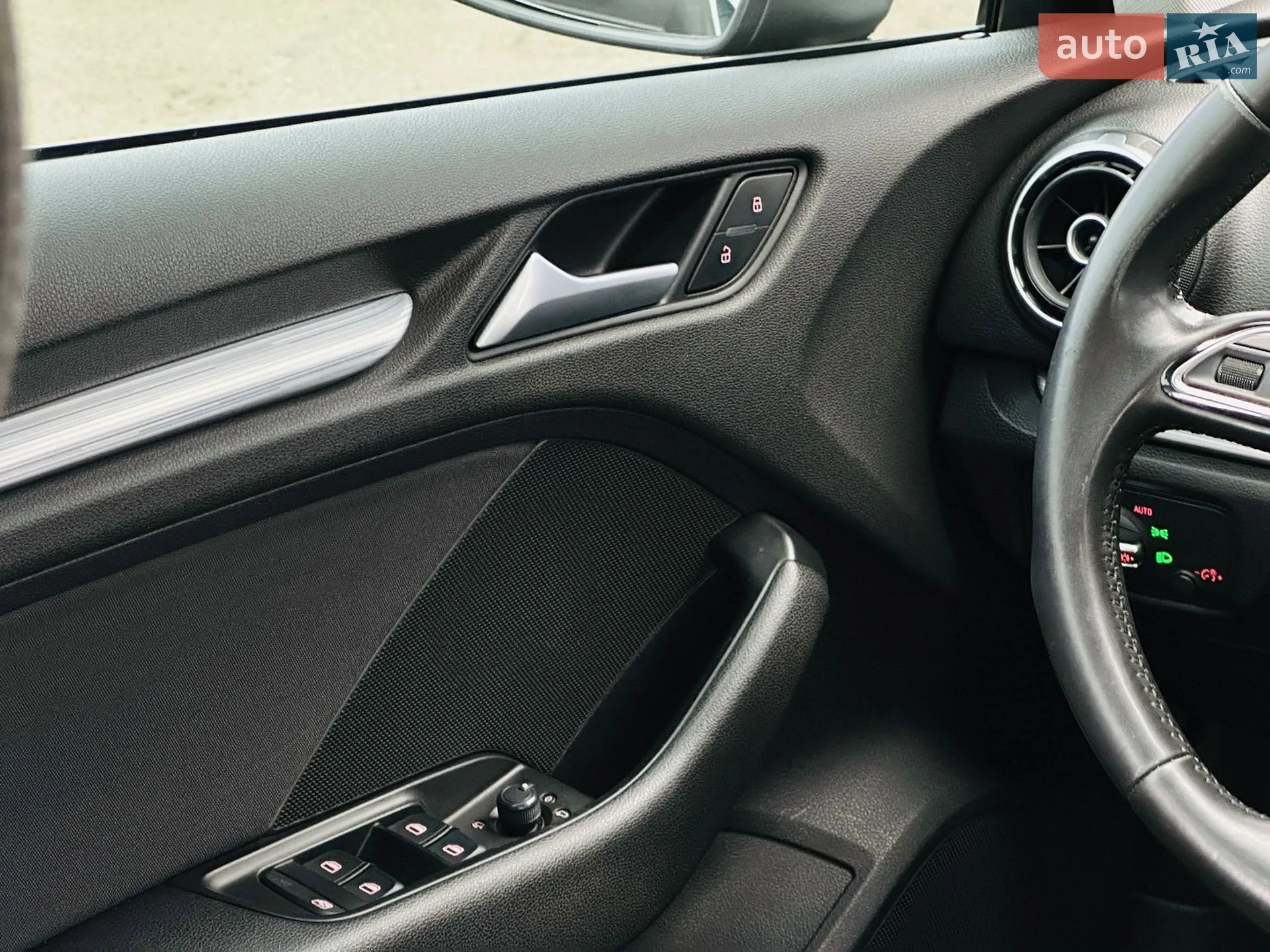 2015 Audi A3 - мініатюра 38