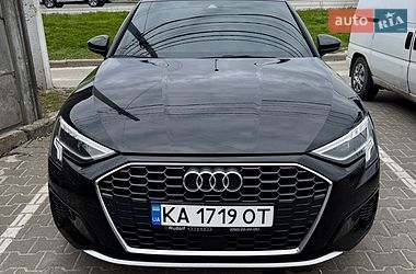 Седан Audi A3 2020 в Киеве
