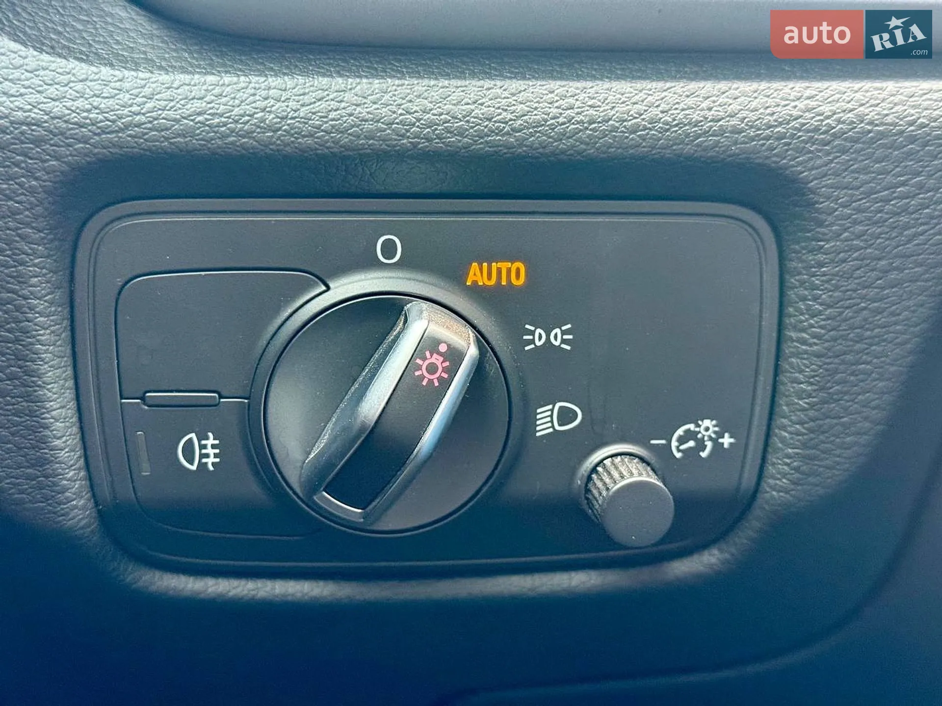 2015 Audi A3 - мініатюра 32