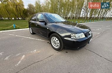 Хетчбек Audi A3 2002 в Ладижині