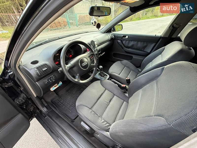 Хетчбек Audi A3 2002 в Ладижині