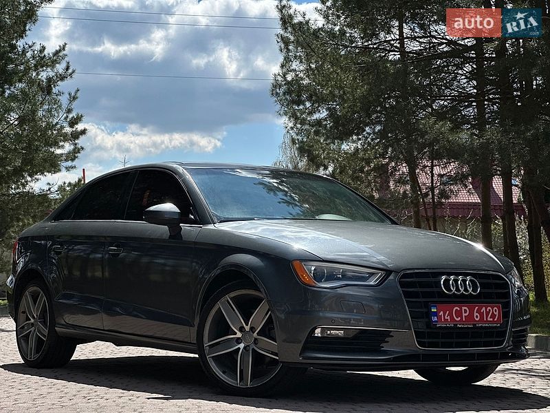 Седан Audi A3 2016 в Львові