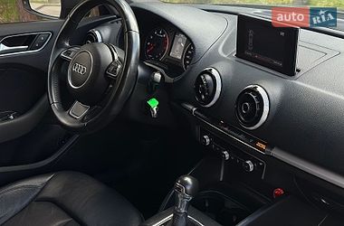 Седан Audi A3 2016 в Львові