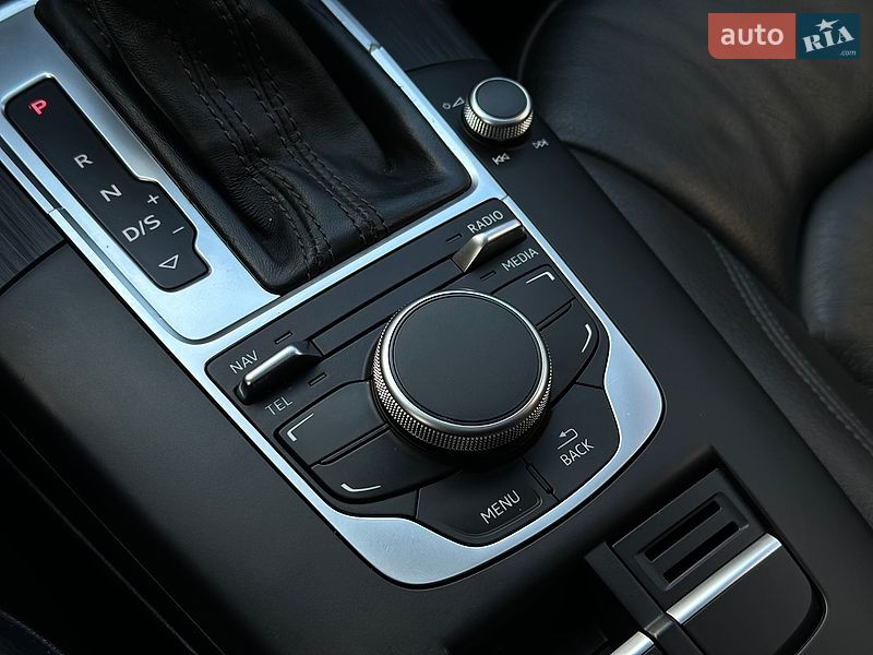 Седан Audi A3 2016 в Львові