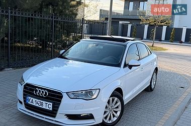 Седан Audi A3 2015 в Одессе
