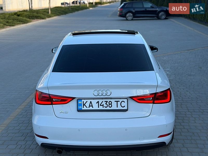 Седан Audi A3 2015 в Одессе