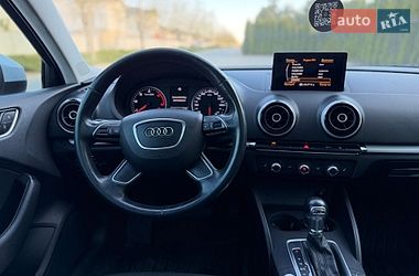 Седан Audi A3 2015 в Одессе