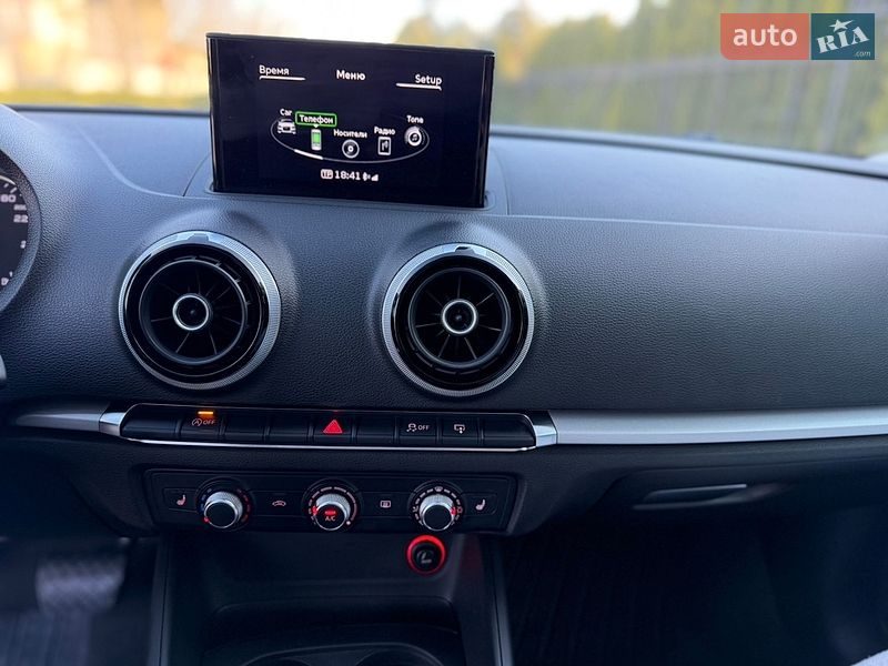 Седан Audi A3 2015 в Одессе