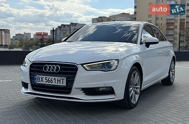 Седан Audi A3 2015 в Хмельницком