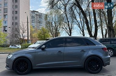 Хэтчбек Audi A3 2016 в Киеве