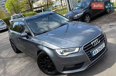 Хэтчбек Audi A3 2016 в Киеве