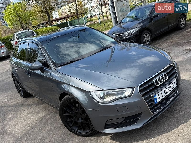 Хэтчбек Audi A3 2016 в Киеве