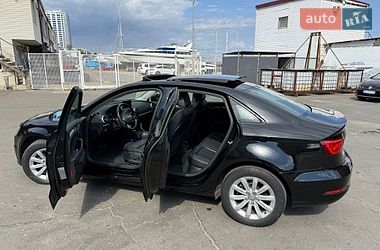 Седан Audi A3 2015 в Одессе
