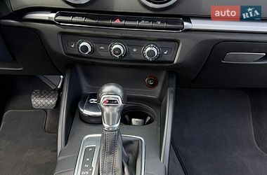 Седан Audi A3 2015 в Одессе