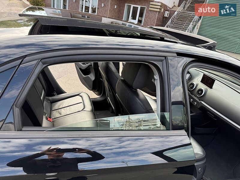 Седан Audi A3 2015 в Одессе