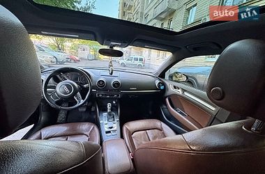 Седан Audi A3 2015 в Киеве