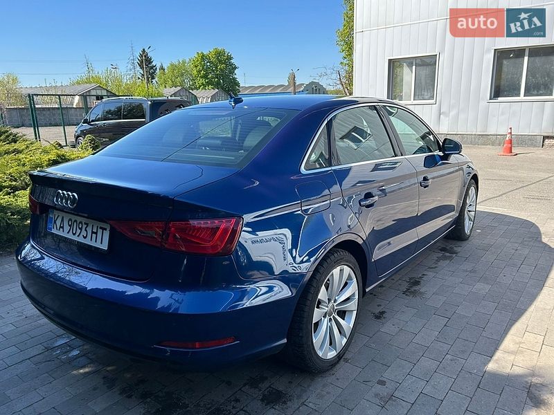 Седан Audi A3 2014 в Киеве