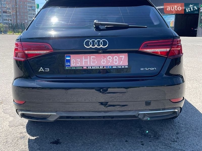 Хэтчбек Audi A3 2017 в Запорожье