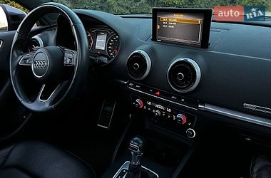 Седан Audi A3 2020 в Шепетівці