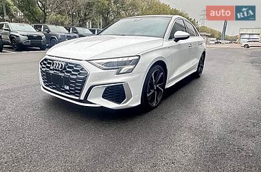Седан Audi A3 2022 в Киеве