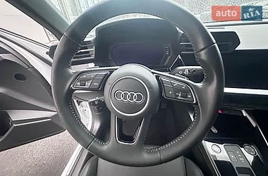 Седан Audi A3 2022 в Киеве