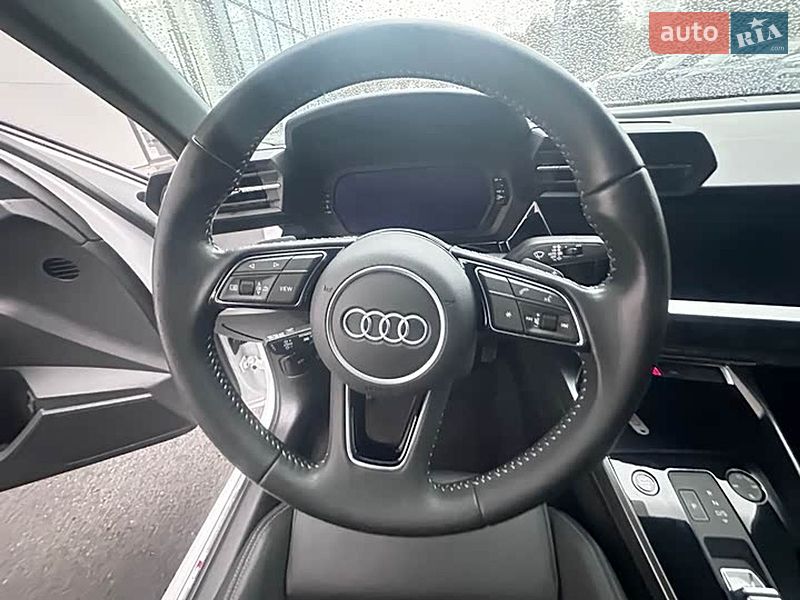 Седан Audi A3 2022 в Киеве