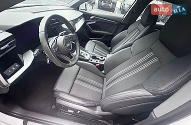 Седан Audi A3 2022 в Киеве