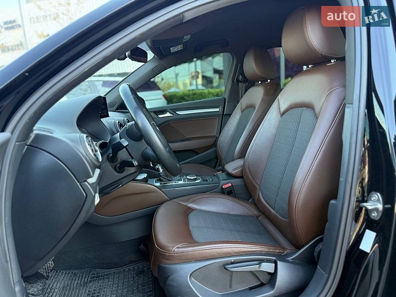 Седан Audi A3 2016 в Киеве