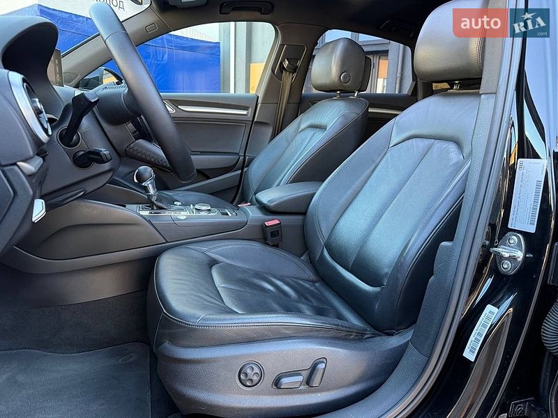 Седан Audi A3 2016 в Коломиї