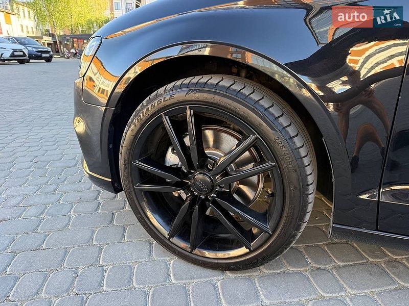 Седан Audi A3 2016 в Коломиї
