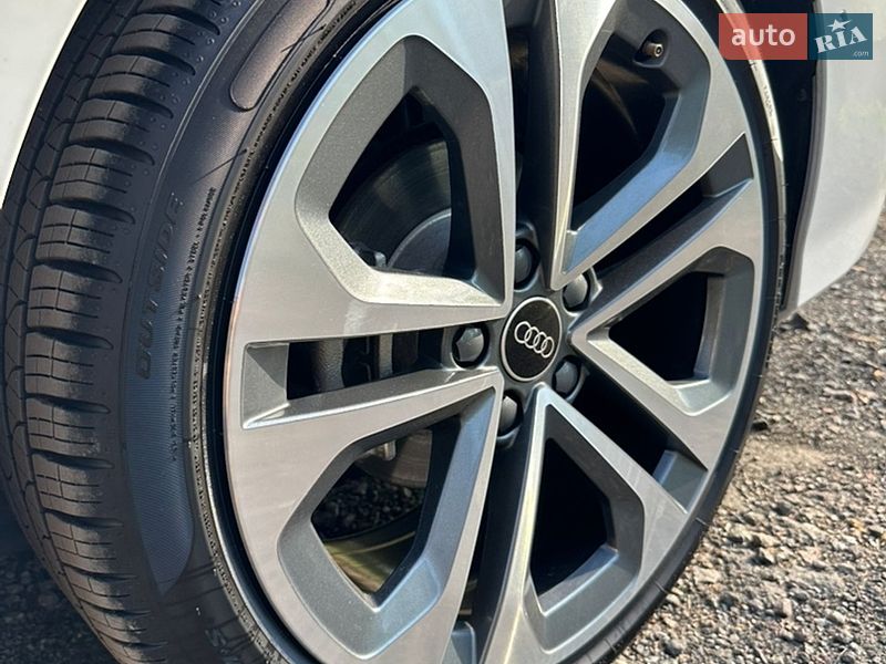 Седан Audi A3 2024 в Киеве