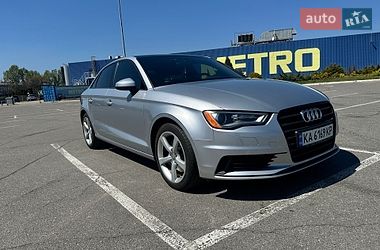 Седан Audi A3 2015 в Дніпрі