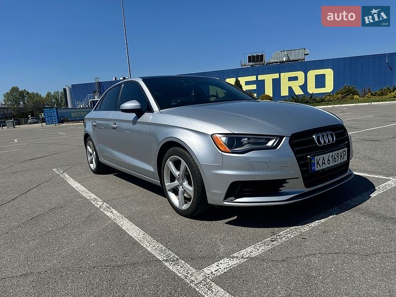 Седан Audi A3 2015 в Дніпрі