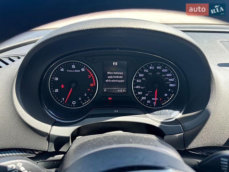 Седан Audi A3 2015 в Дніпрі
