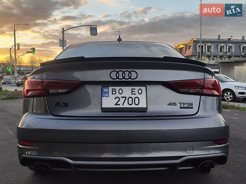 Седан Audi A3 2018 в Виннице