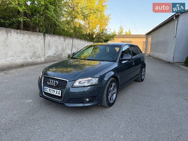 Хэтчбек Audi A3 2009 в Виноградове