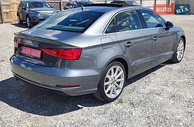 Седан Audi A3 2015 в Ровно