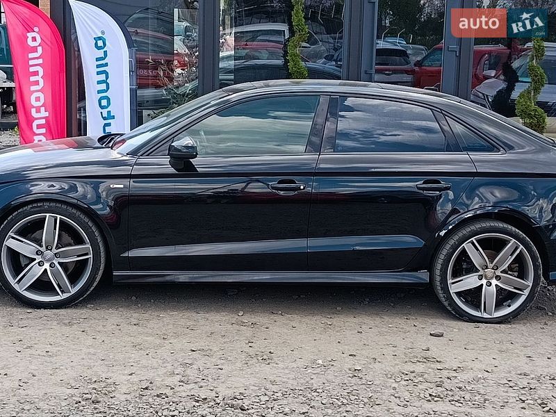 Седан Audi A3 2015 в Луцьку