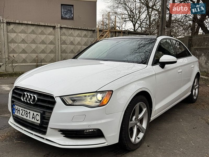 Седан Audi A3 2015 в Одессе
