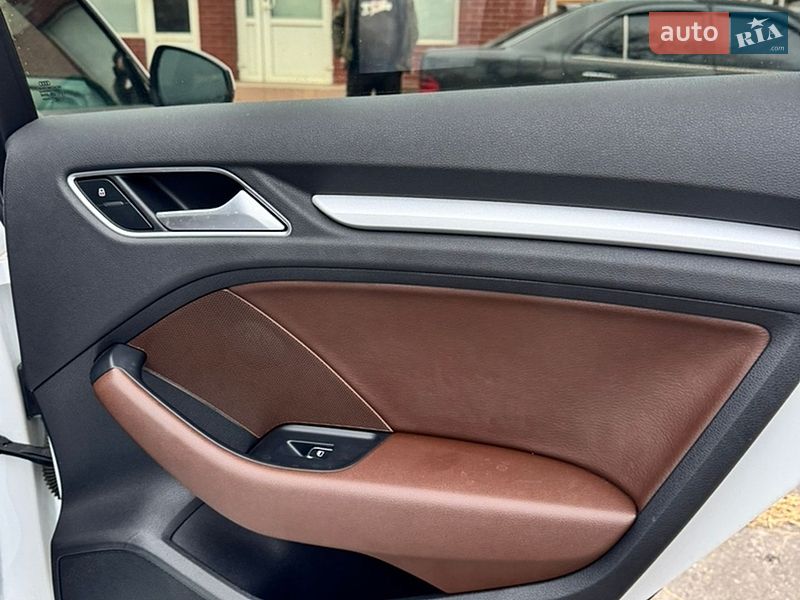 Седан Audi A3 2015 в Одессе