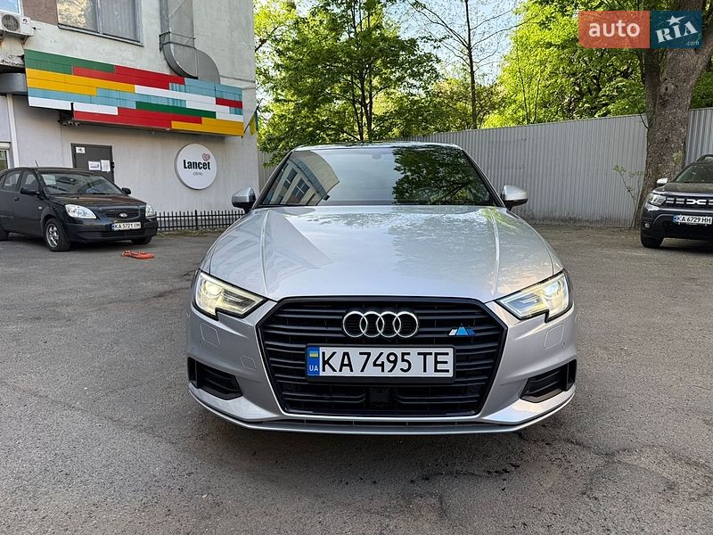 Седан Audi A3 2020 в Киеве