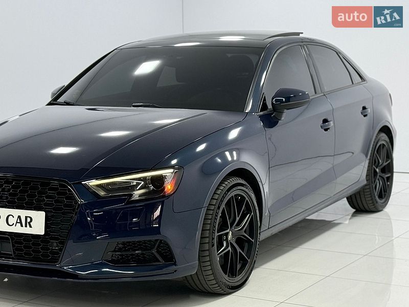 Седан Audi A3 2016 в Одессе