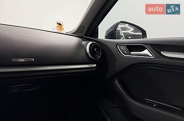 Седан Audi A3 2016 в Одессе