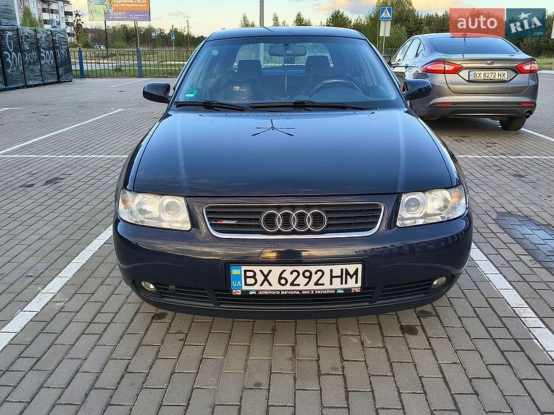 Хэтчбек Audi A3 2001 в Славуте
