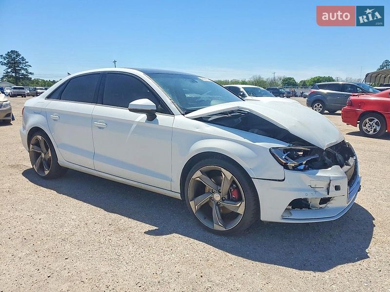 Седан Audi A3 2016 в Сумах