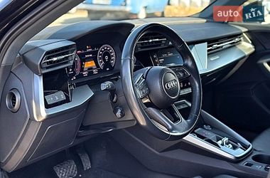 Хэтчбек Audi A3 2021 в Киеве
