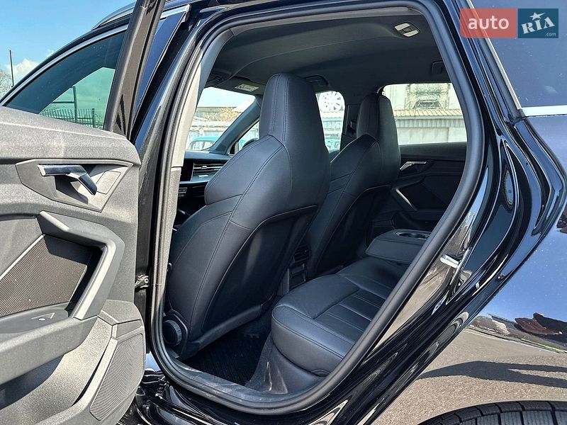 Хэтчбек Audi A3 2021 в Киеве